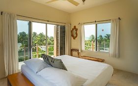 Casa Mia El Cuyo Eco Beach Boutique Hotel